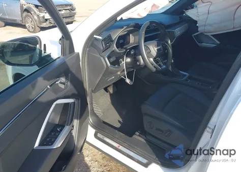 2021 Audi Q3 Premium 45 Tfsi S Line Quattro Tiptronic z USA, uszkodzony, nr VIN WA1DECF31M1030978